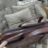 کیف دانشجویی واداری مناسب هدیه روز پدر|کیف، کفش، کمربند|قم, منبع آب|دیوار