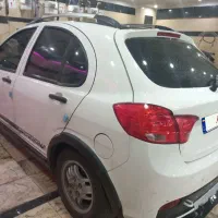 کوییک R1400 سفید مشکی