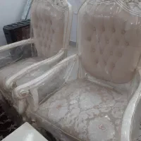 ۴عدد صندلی میز عسلی دوتا فرش ۱۲ متری مبل کلاسیک|فرش|ملایر, |دیوار