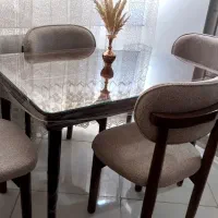 میزنهارخوری ۴نفره|میز و صندلی غذاخوری|مشهد, جلالیه|دیوار