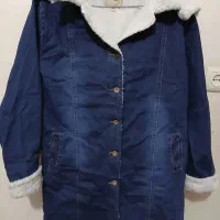 تعدادی مانتو و پالتو و پارچه جهت معاوضه یا فروش