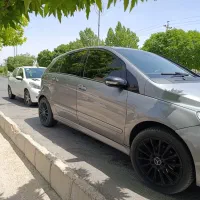مرسدس بنزBenz b200