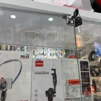 ویترین تمام شیشه ای شیک و درجه ۱|فروشگاه و مغازه|بروجرد, |دیوار