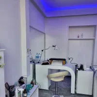 ااتاق ناخن میز ناخنکار اجاره مژه|اجارهٔ دفتر کار، اتاق اداری، مطب|شیراز, بعثت|دیوار