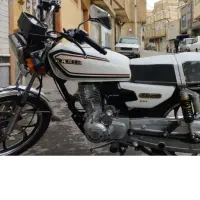 موتور سیکلت کبیر ۲۰۰