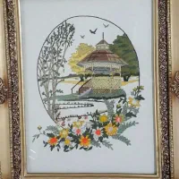 تابلو دست دوز با قاب چوبی