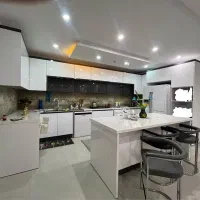 118متر-دوخواب-کنار-هم-ردیف-اول-بدون-مشرف-پنجره-قدی