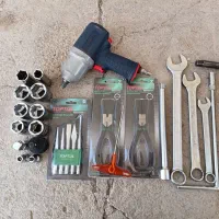 فروش مقداری ابزار میکانیکی نو