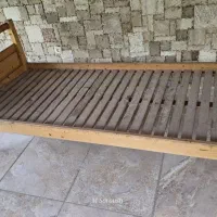 تخت چوبی بسیار با کیفیت یک نفره