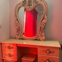 تخت و میز ارایش