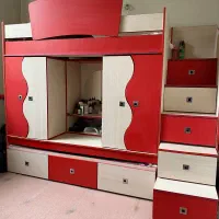 سرویس خواب نوجوان دو نفره با میزکامپیوتر