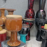 تنبک دهان بزرگ چوبی (استوک)|سازهای سنتی|شیراز, سیلو|دیوار