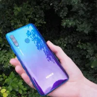 آنر ۲۰لایت