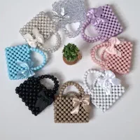 کیف مرواریدی