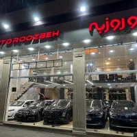 استخدام در نمایشگاه خودرو