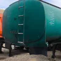 یک دستگاه تانکر سوخت ۴ مواد