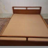 تخت دو نفره چوبی