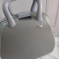 کیف(چمدان)نشکن لوازم آرایشی برند max beauty