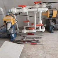 لوله کش وتاسیسات و فاضلاب وپنج لایه وسردوگرم