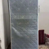 میز و صندلی آرایشگاه و سشوار ایستاده|آرایشگاه و سالنهای زیبایی|آزادشهر, |دیوار