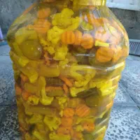 فروش ترشی های خانگی با سرکه طبیعی زیر قیمت