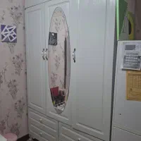 کمد سه درب وکیوم ۴ کشو و میز آرایش سه کشو