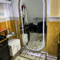 دو عدد آیینه پایه دار برای ارایشگاه|آرایشگاه و سالنهای زیبایی|مهاباد (آذربایجان غربی), |دیوار