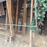 درو پنجره چوبی باشیشه، مناسب جهت باغ