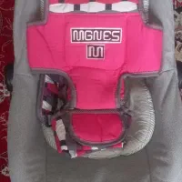 آغوشی و کریر