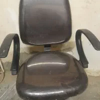 صندلی چرخدار بسیار تمیز و سالم