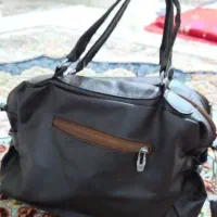 کیف|کیف، کفش، کمربند|کاشان, باغچه فیض|دیوار