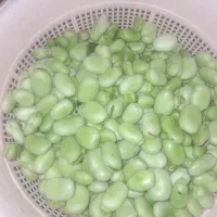 باقاله پاک شده