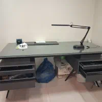 میز اداری و مدیریت