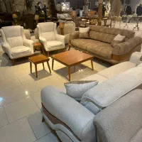 به فروشنده فرش نیازمندیم