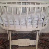 گهواره چوب مناسب برای سیسمونی