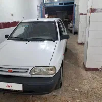 خودرو پراید سفید