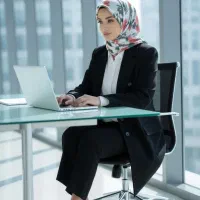 کار در  شرکتی که 17 ساله پا برجا هست