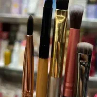 حراجی آرایشی بهداشتی به قیمت فاکتور و زیر فاکتور