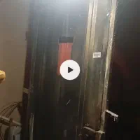 درب حیاط نفر رو