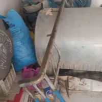 منبع فلزی اب