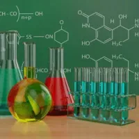 معلم شیمی و ریاضی برای نهایی