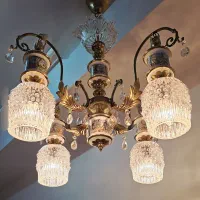 ۲عدد لوستر ۴و۳شاخه ۶۰ساله آنتیک ایتالیاطبق توضیحات