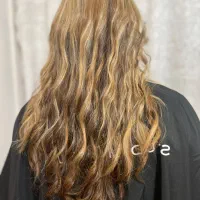 تخفیف 20%روی خدمات رنگ و لایت و...