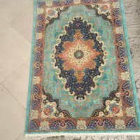 فرش محتشم ۱۵۰۰ شانه یک در یک و نیم متری