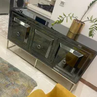 میز تی وی و اینه کنسول