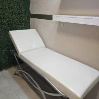فروش تخت مژه و ابرو در حد نو|آرایشگاه و سالن‌های زیبایی|تهران, گیشا|دیوار