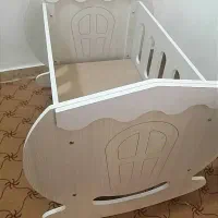 تخت گهواره شو کودک