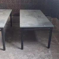 میز آهنی غذا خوری