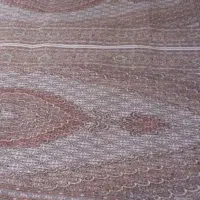 فرش دوازده متری زمینه سفید یازده مدی قخلخ است