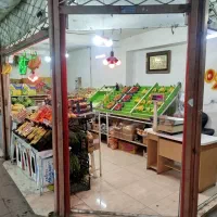 واگذاری مغازه میوه فروشی با تمام وسایل ودخل خوب|اجارهٔ مغازه و غرفه|مشهد, گلشور|دیوار